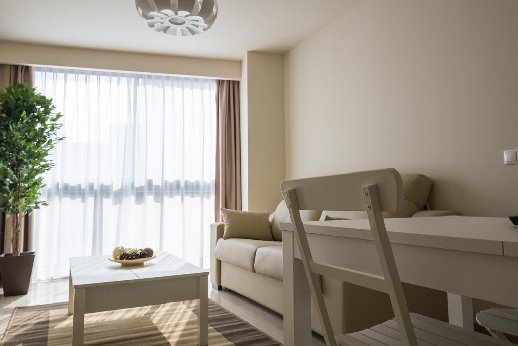 Apartaments Peronel.La Лерида Экстерьер фото